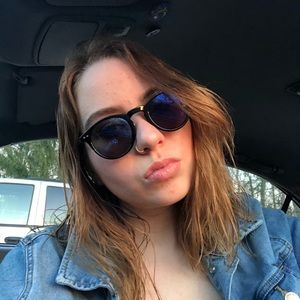 Meet your Posher, Megan